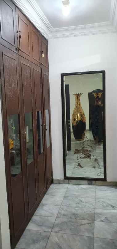 dijual rumah taman villa baru kota bekasi