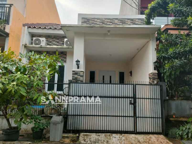 dijual rumah tanah baru