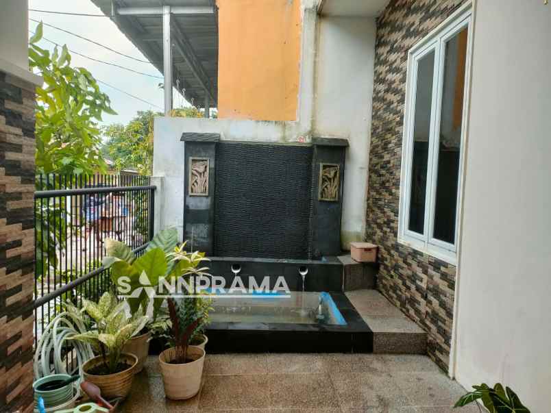 dijual rumah tanah baru