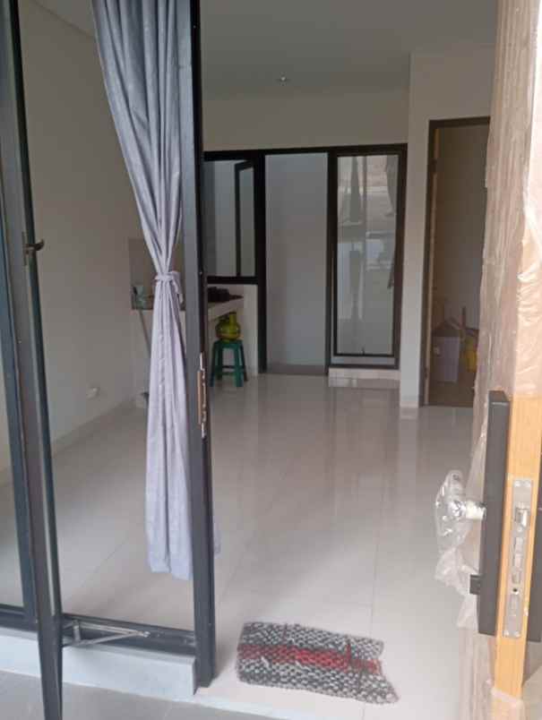 dijual rumah tangerang banten