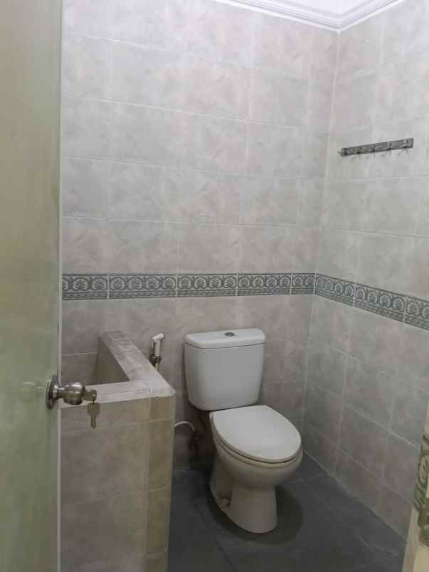 dijual rumah tanjungsari baru