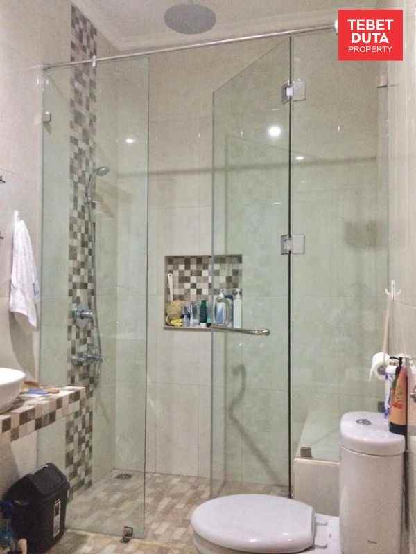 dijual rumah tebet barat