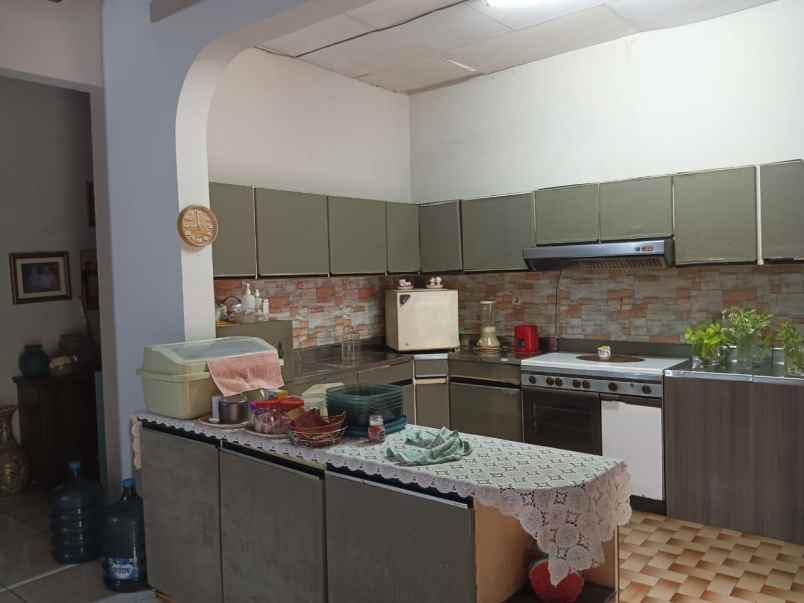 dijual rumah tebet timur