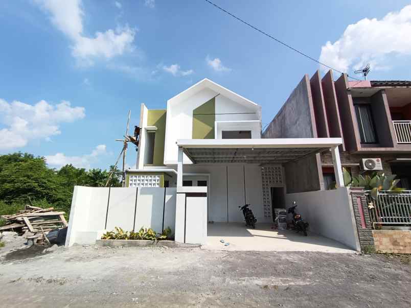 dijual rumah tegalsari wedomartani