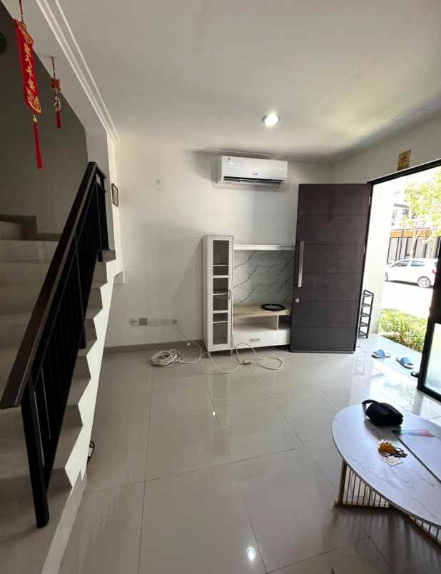 dijual rumah teluknaga kab tangerang