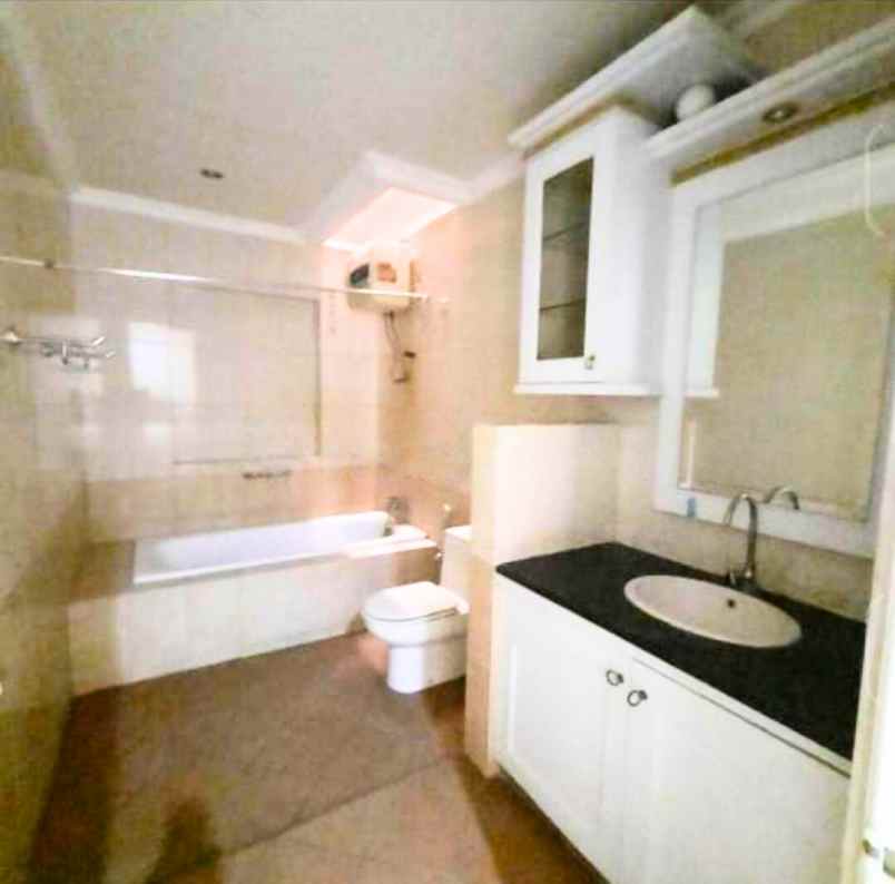 dijual rumah tenggilis surabaya timur