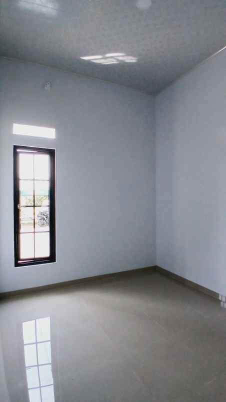 dijual rumah tugu batu pasir putih