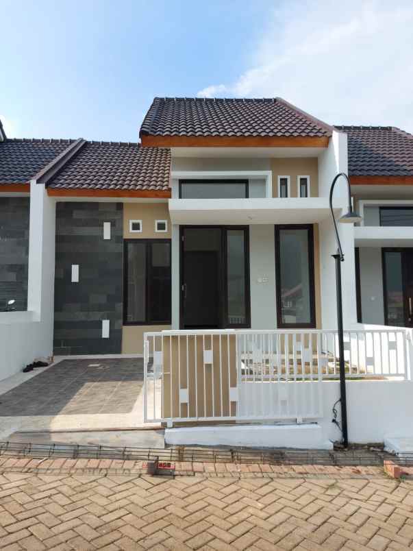 dijual rumah type 36 di joyogrand atas kota malang