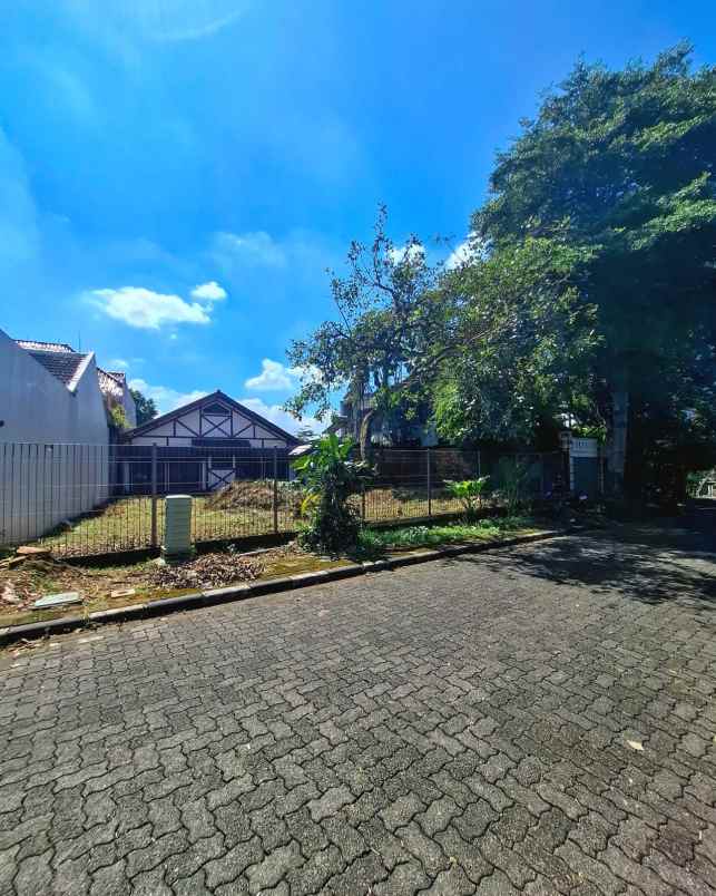 dijual rumah villa cinere mas