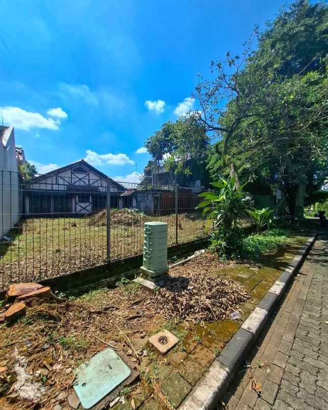 dijual rumah villa cinere mas