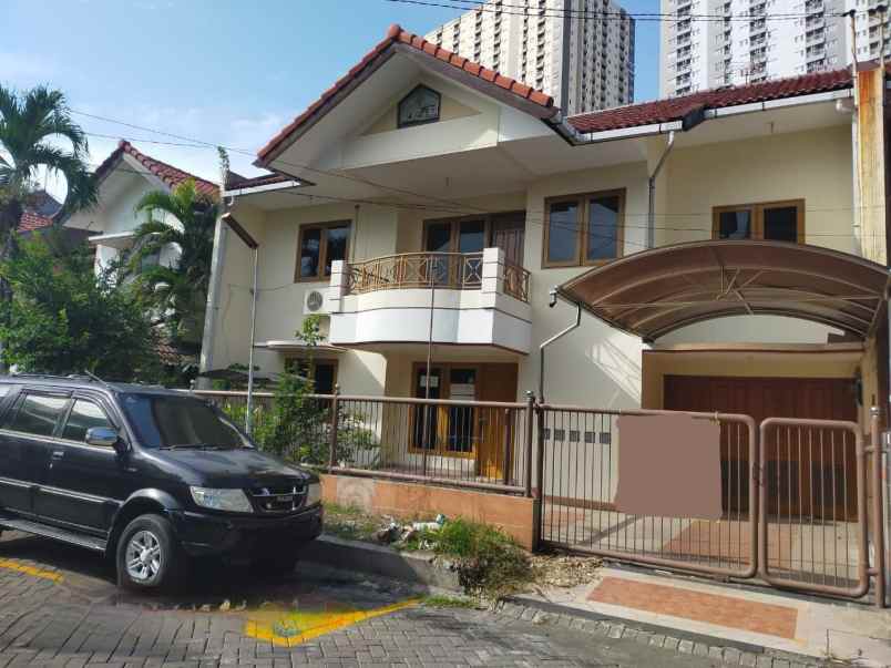 dijual rumah villa kalijudan