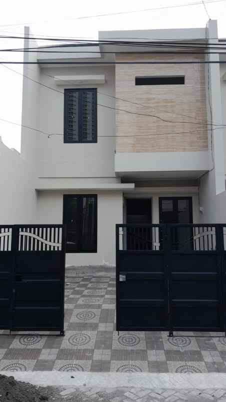 dijual rumah villa kalijudan