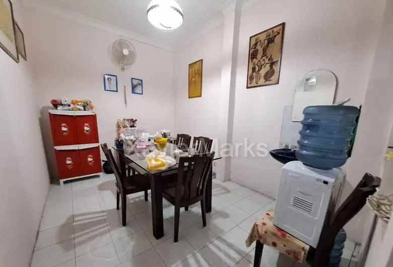 dijual rumah villa melati mas