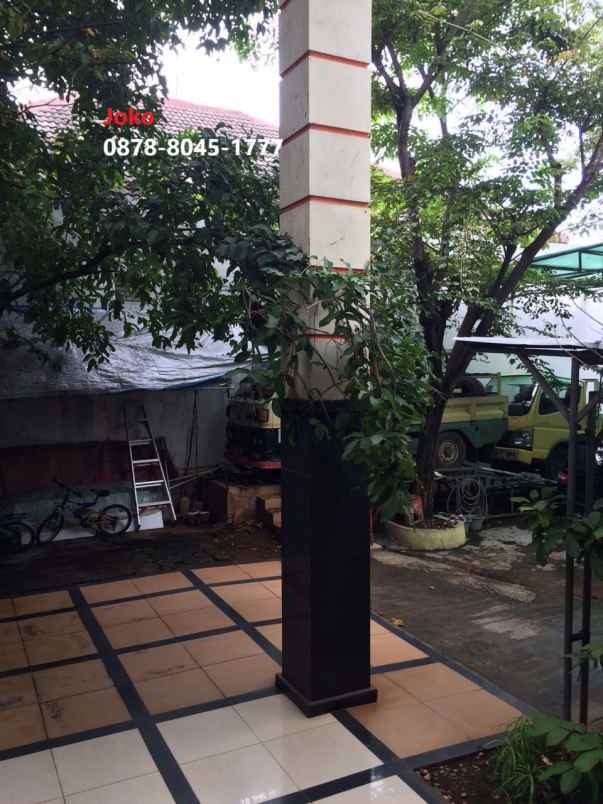 dijual rumah villa tomang mas