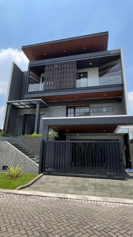 dijual rumah waterfront citraland