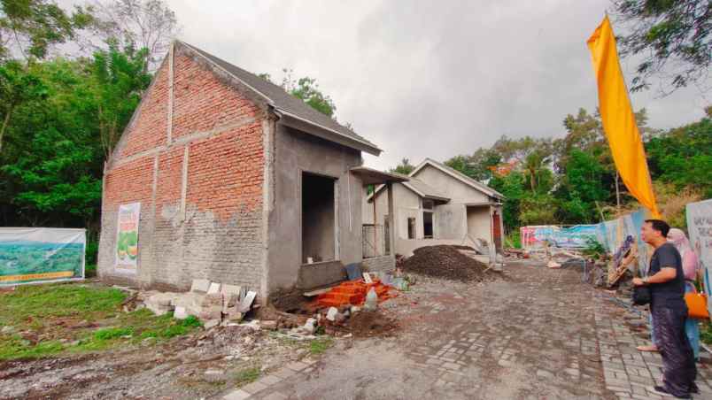 dijual rumah wedomartani ngemplak