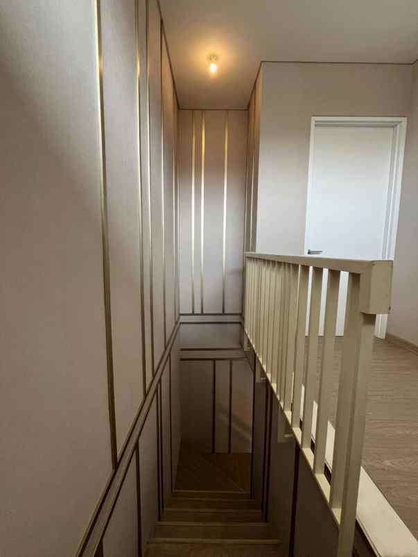 dijual rumah wisata bukit mas