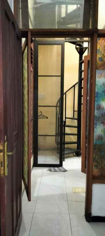 dijual rumah wisma mukti
