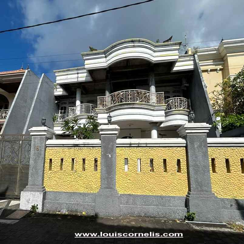 dijual segera rumah besar 2 lantai di pemogan denpasar