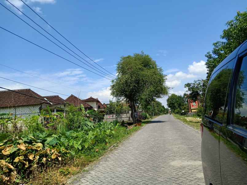 dijual tanah jalan randekan dusun