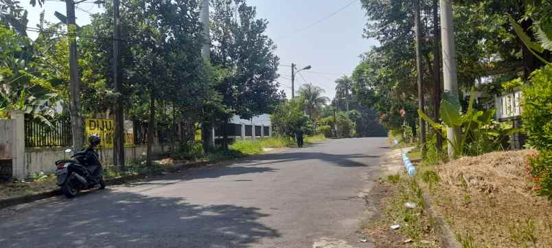 dijual tanah jalan raya sawangan