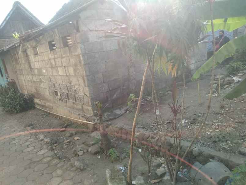 dijual tanah jl berbah kalasan