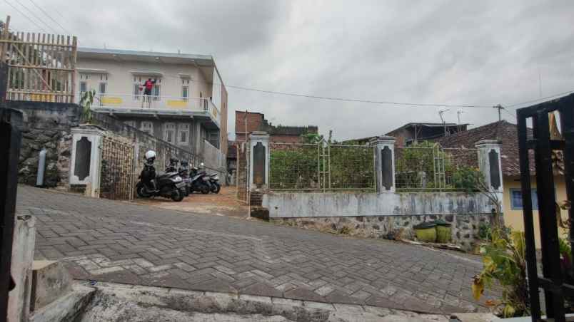 dijual tanah jl indragiri