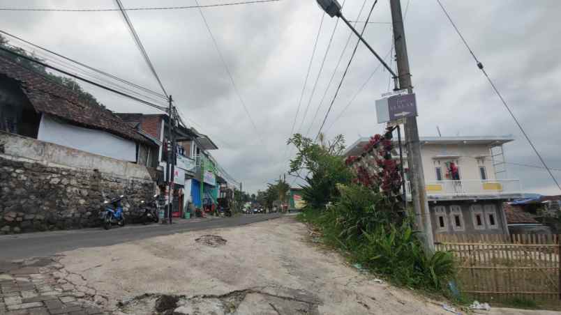 dijual tanah jl indragiri