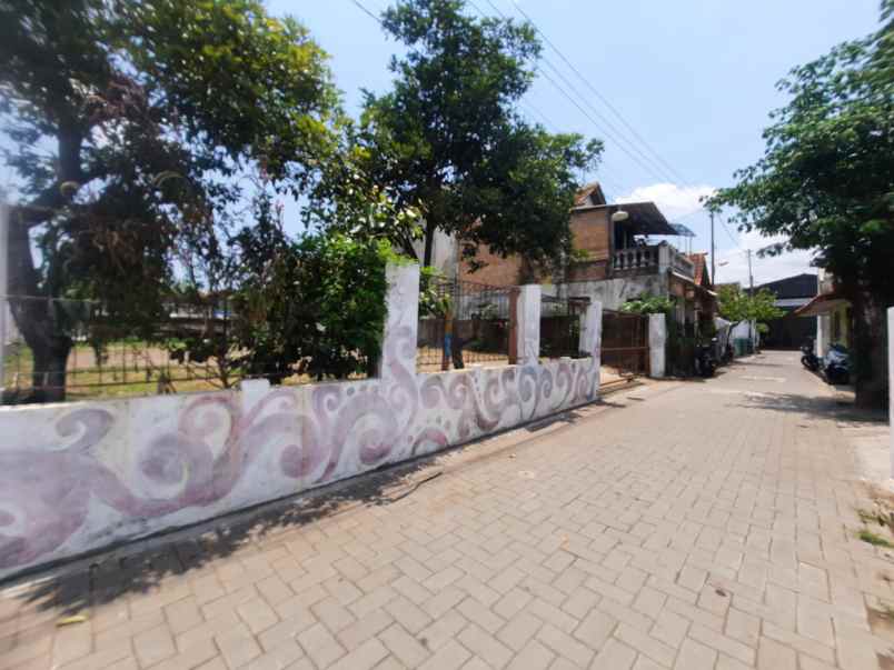 dijual tanah jl kusumanegara