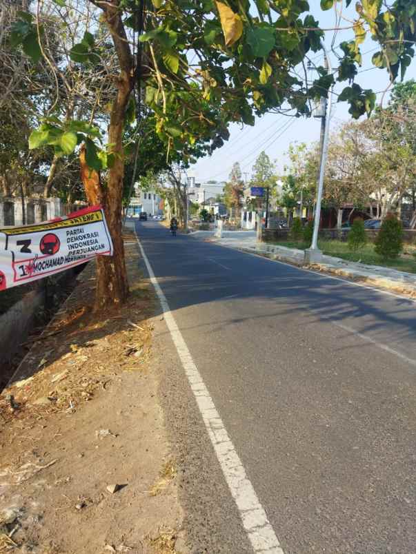 dijual tanah jl mulawarman banyumanik