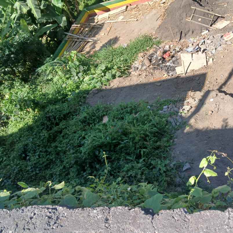 dijual tanah jl suradipa i