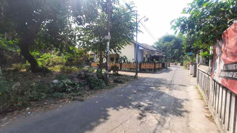 dijual tanah jl tiyasan condongcatur