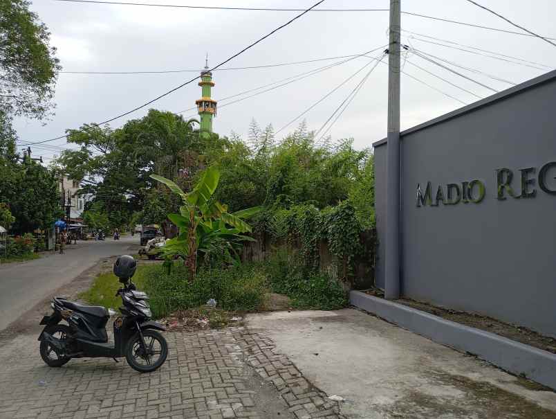 dijual tanah jln madio santoso medan