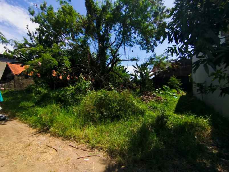 dijual tanah komplek margahayu raya