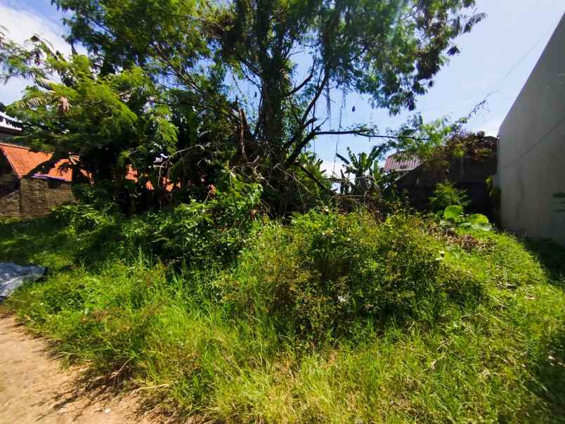 dijual tanah komplek margahayu raya