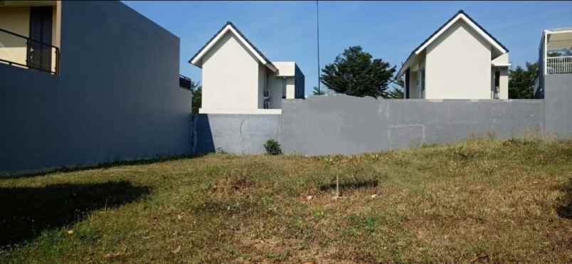 dijual tanah taman dayu