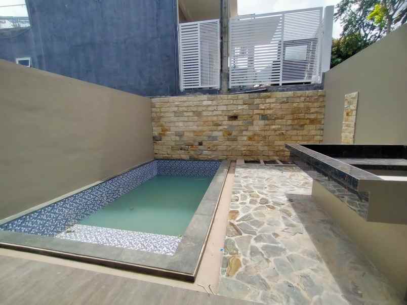 dijual villa adi kusuma regency jl abd