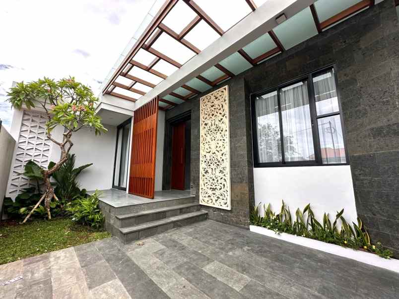 dijual villa jalan goa gong jimbaran