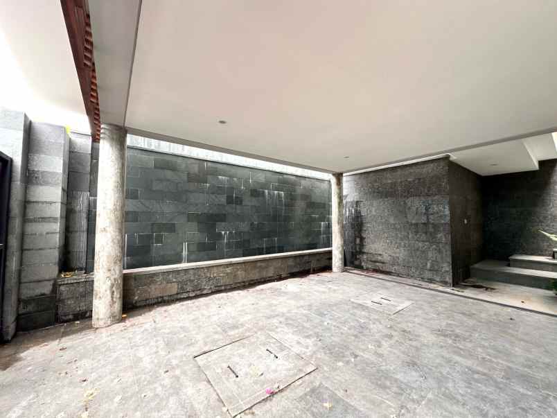 dijual villa jalan goa gong jimbaran