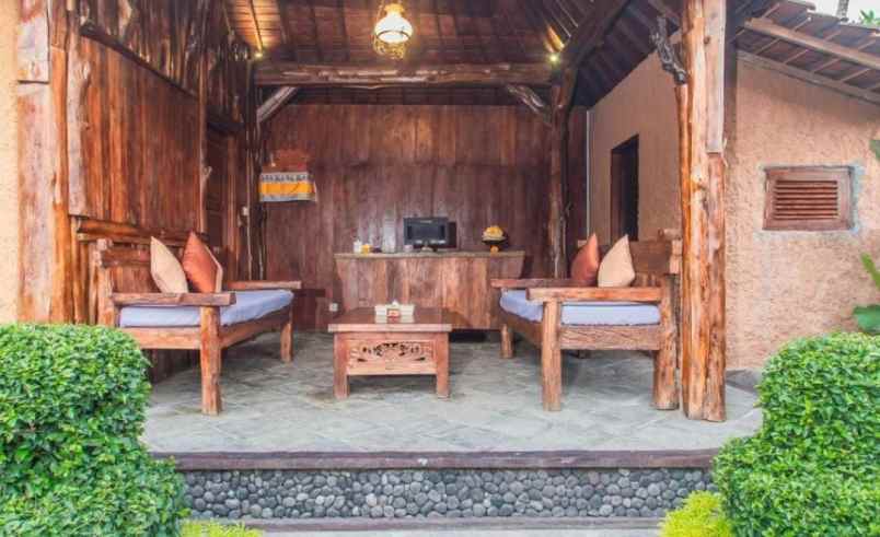 dijual villa jalan ubud gianyar bali