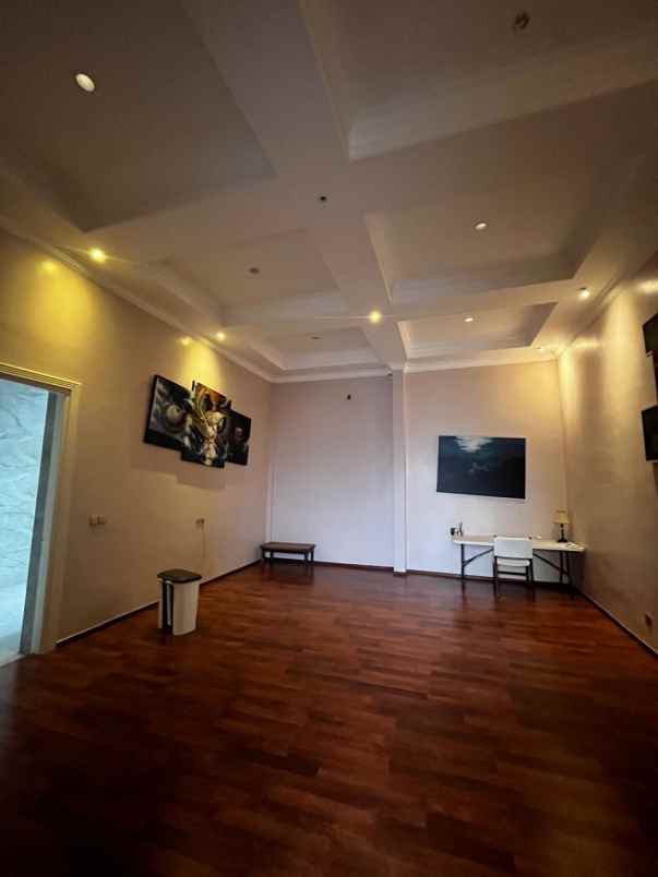 dijual villa jimbaran bali