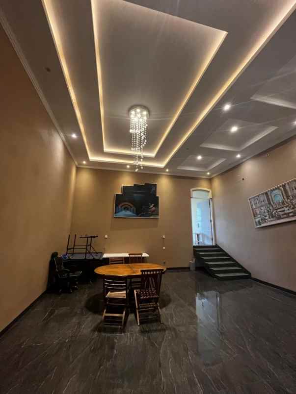 dijual villa jimbaran bali