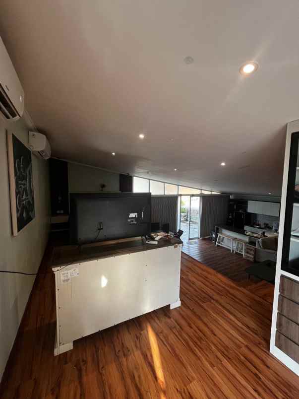 dijual villa jimbaran bali