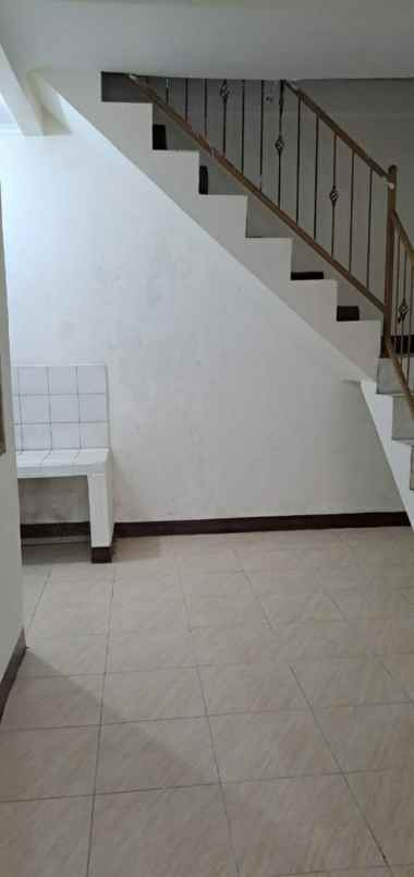 dikontrakan rumah siap huni di kopo sayati