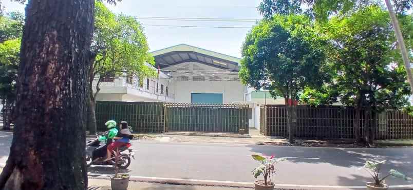 disewakan gudang di malang