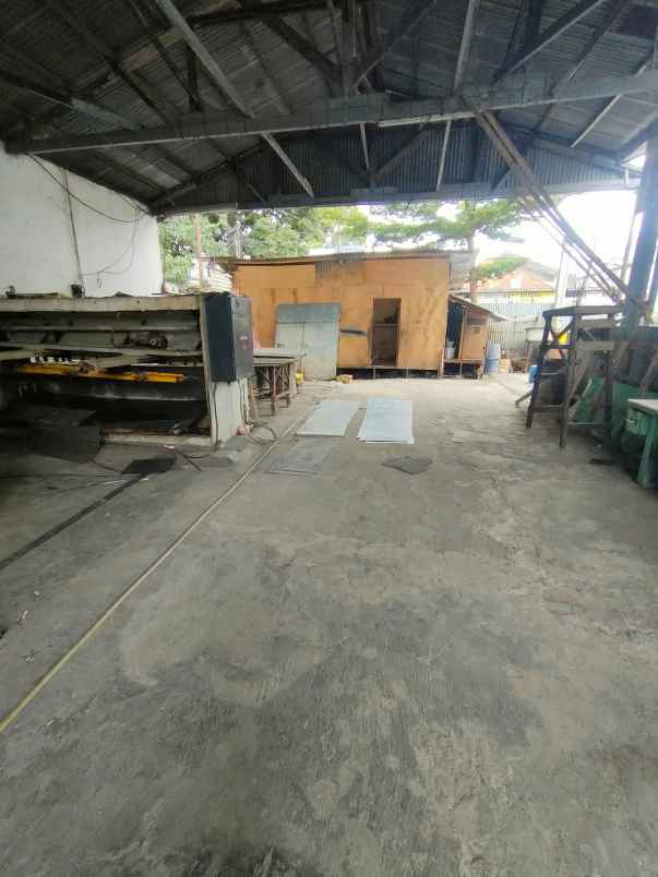 disewakan ruang usaha daerah gatot subroto bandung