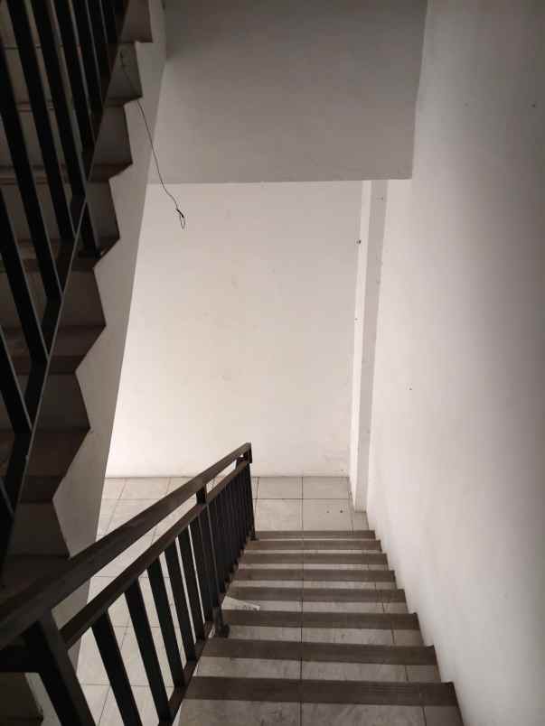 disewakan ruko gudang kantor jalan joglo raya