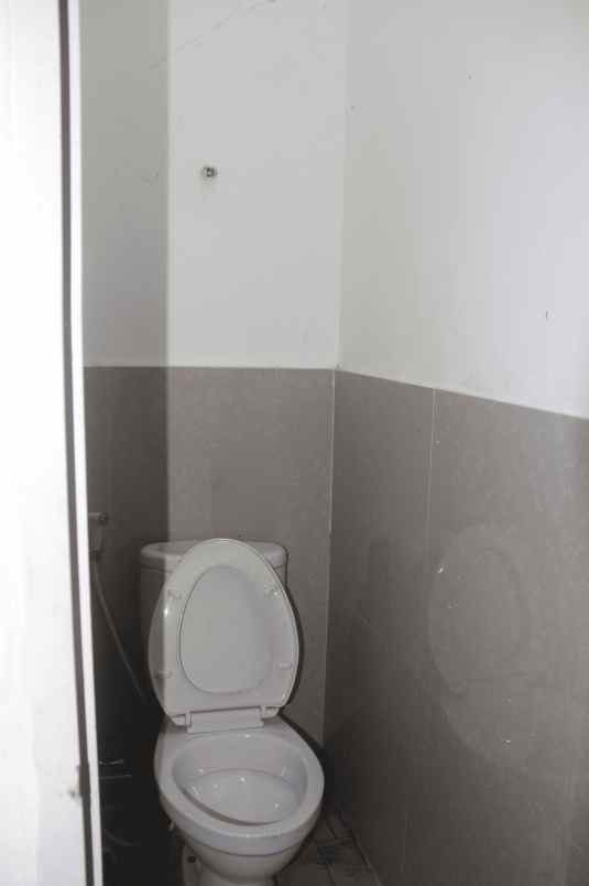 disewakan ruko gudang kantor pandugo