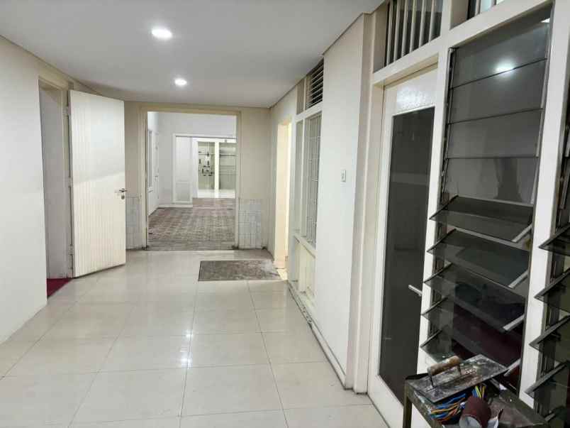 disewakan ruko gudang kantor raya darmo