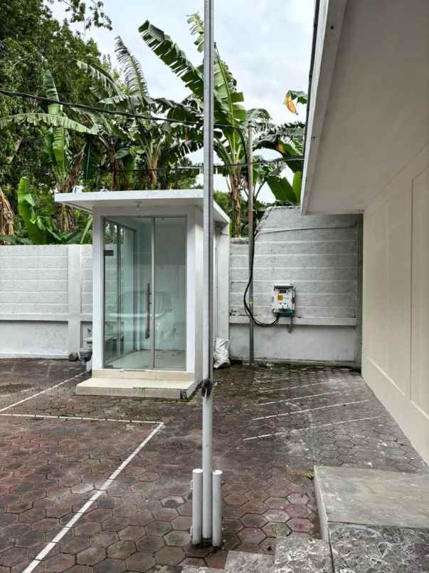 disewakan ruko gudang kantor raya darmo